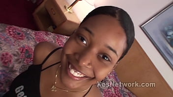 Amateur black girl shows off her big ass in homemade porn video